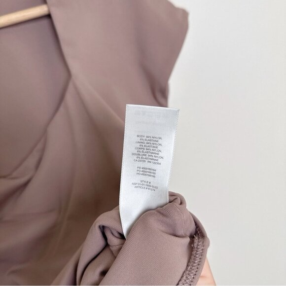 Aritzia Womens L Babaton Contour Deep Taupe Short Sleeve Square Neck Bodysuit - Picture 9 of 12